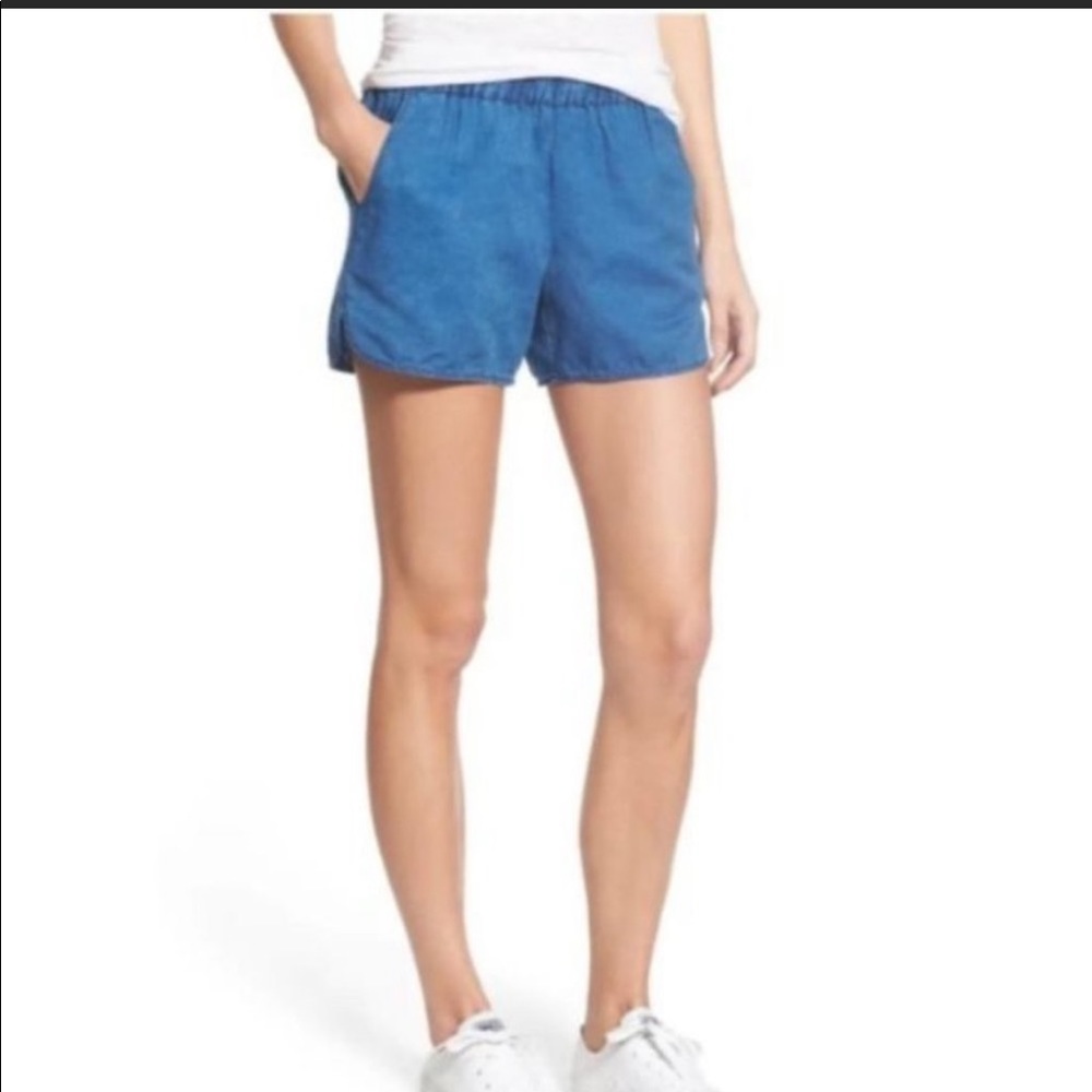 NWT- Madewell Chambray Pull- On shorts